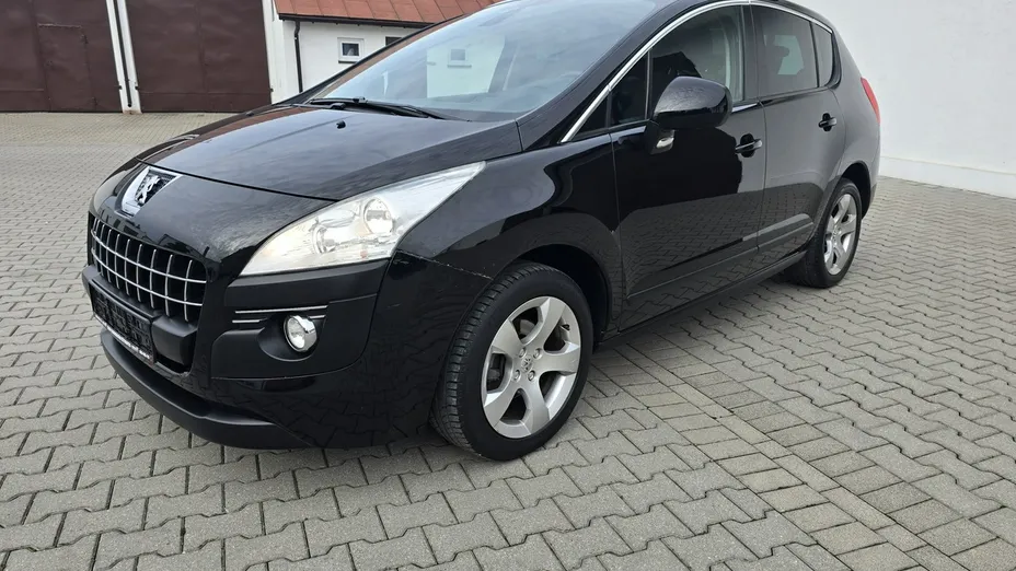 PEUGEOT 3008 -