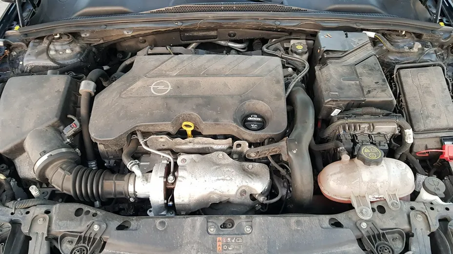 OPEL Insignia -