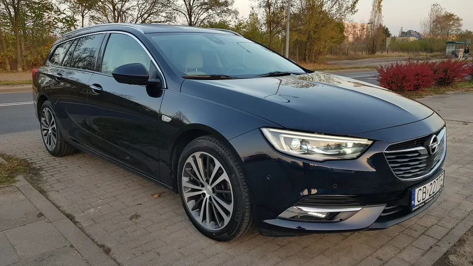OPEL Insignia -