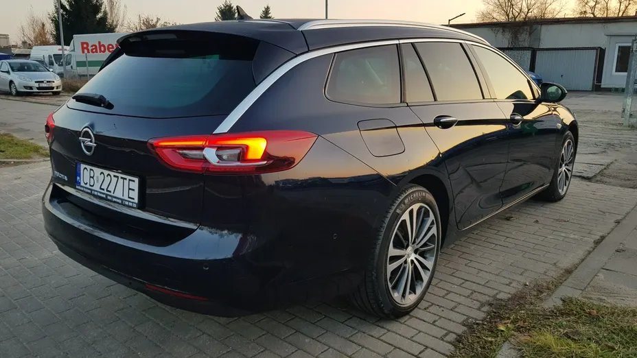 OPEL Insignia -