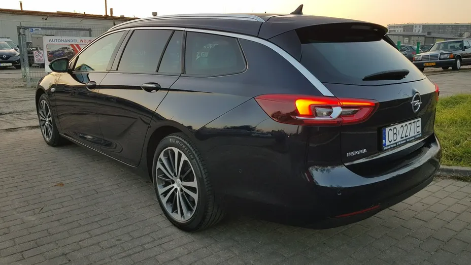 OPEL Insignia -