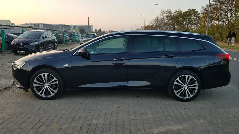 OPEL Insignia -