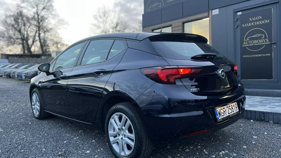 OPEL Astra -