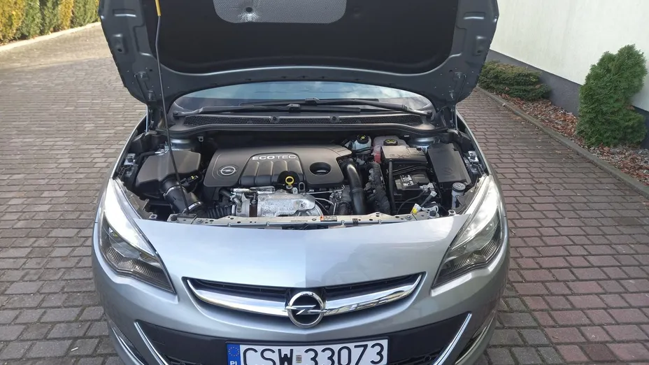 OPEL Astra -