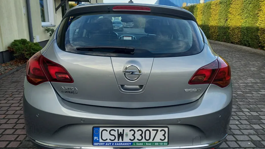 OPEL Astra -