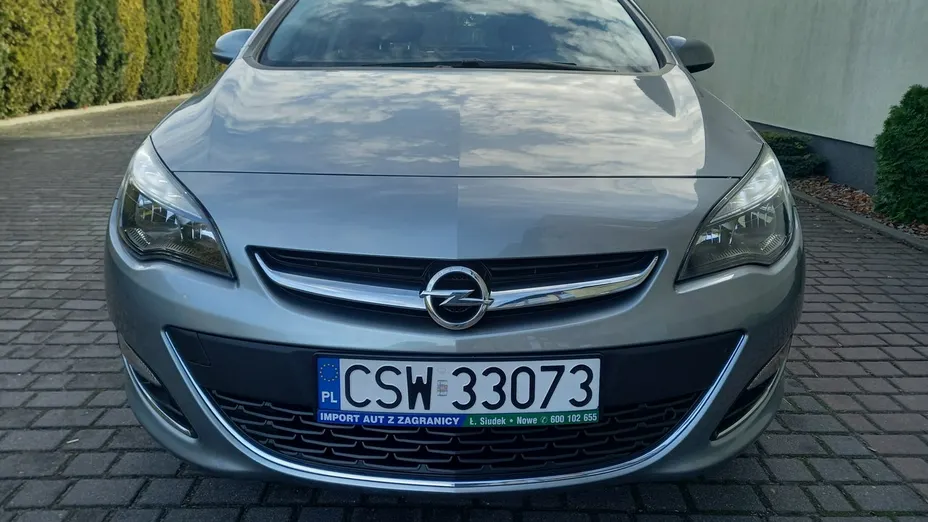 OPEL Astra -