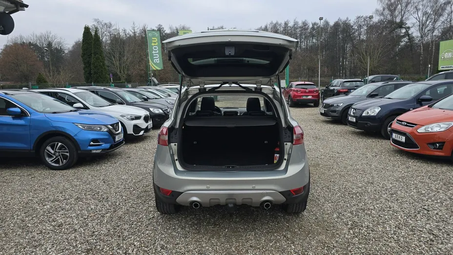 FORD Kuga -