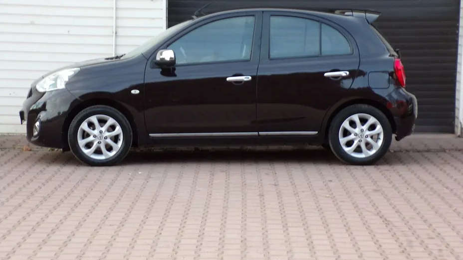 NISSAN Micra -