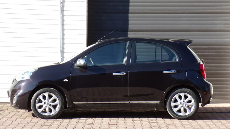 NISSAN Micra -