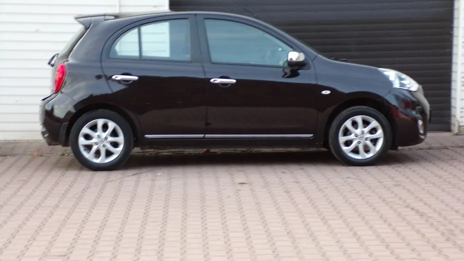 NISSAN Micra -