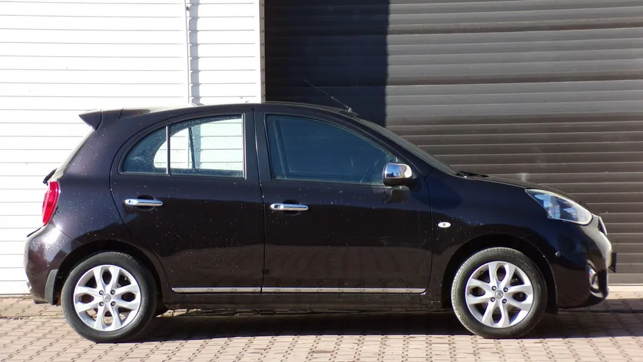 NISSAN Micra -