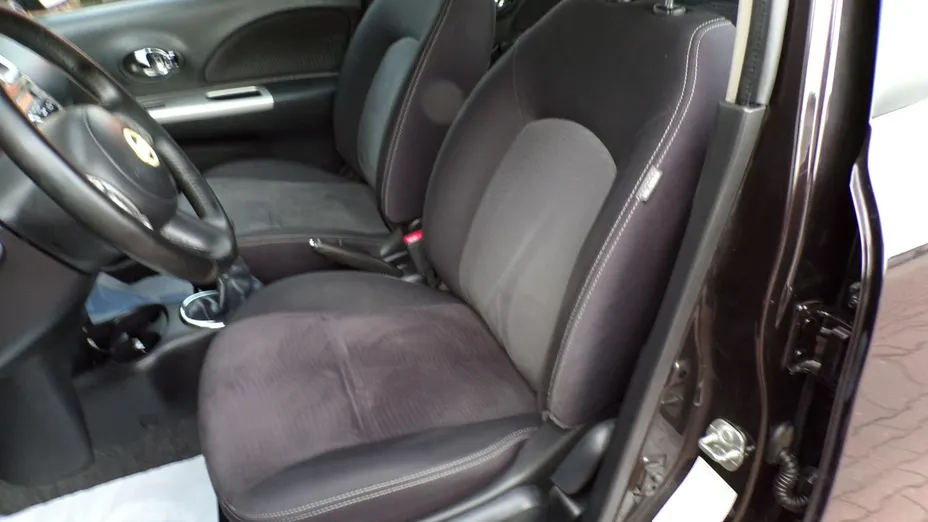 NISSAN Micra -