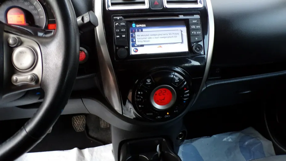 NISSAN Micra -