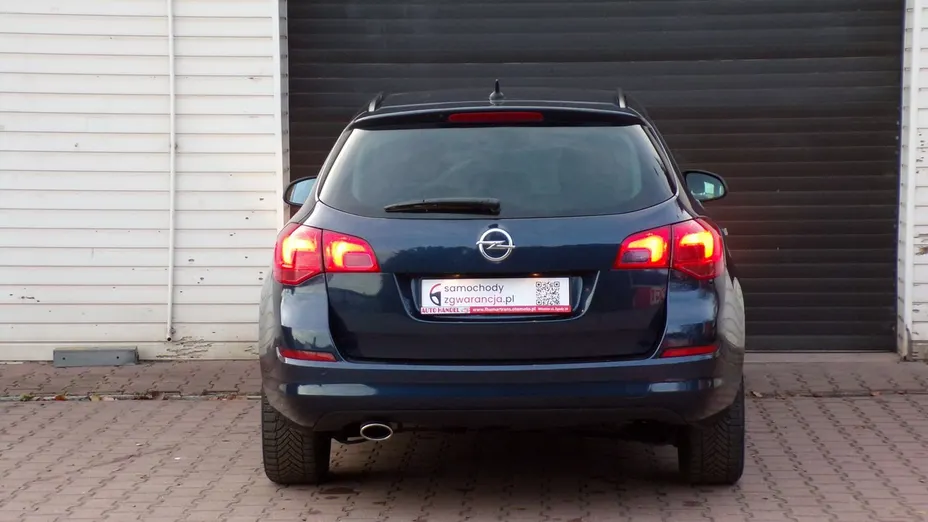OPEL Astra -