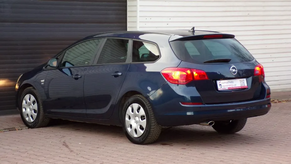OPEL Astra -
