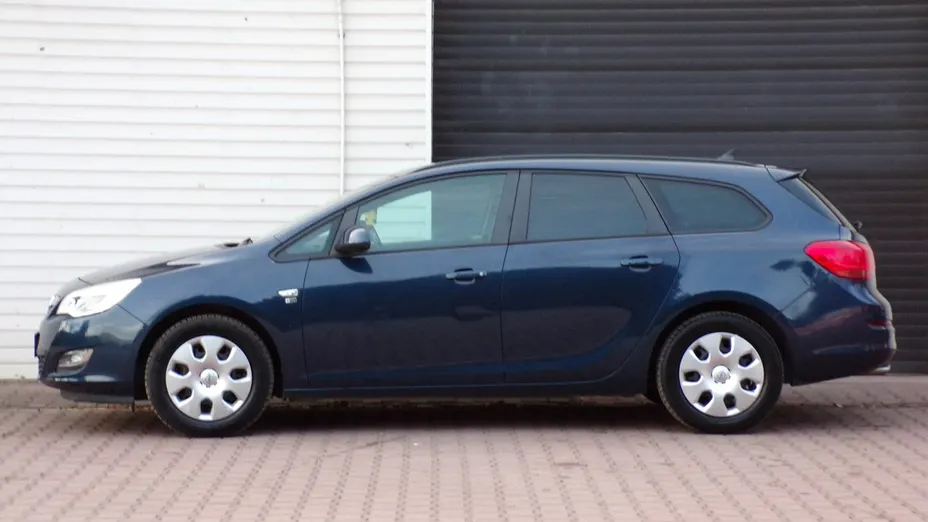 OPEL Astra -