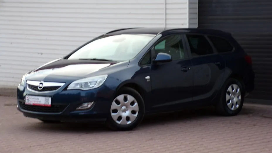 OPEL Astra -