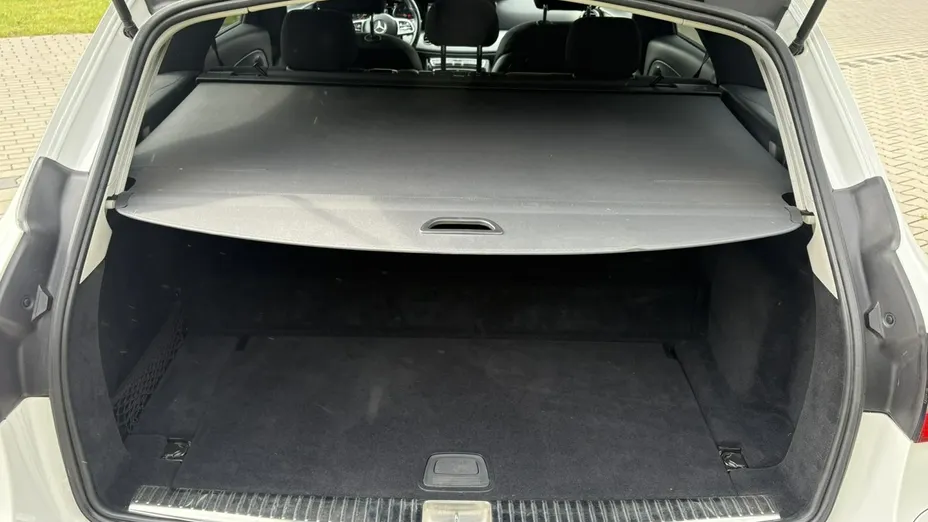 MERCEDES-BENZ E Klasa -