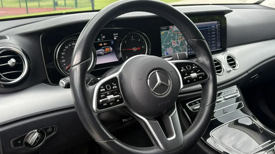 MERCEDES-BENZ E Klasa -