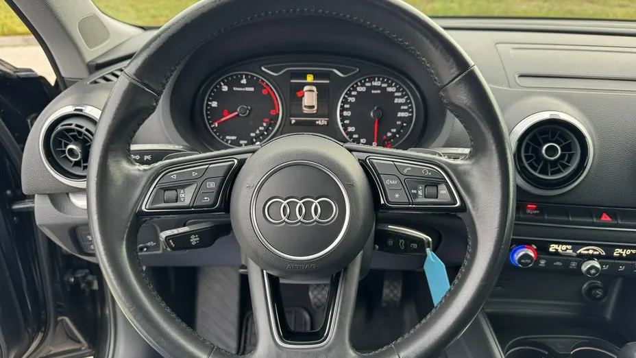 AUDI A3 -