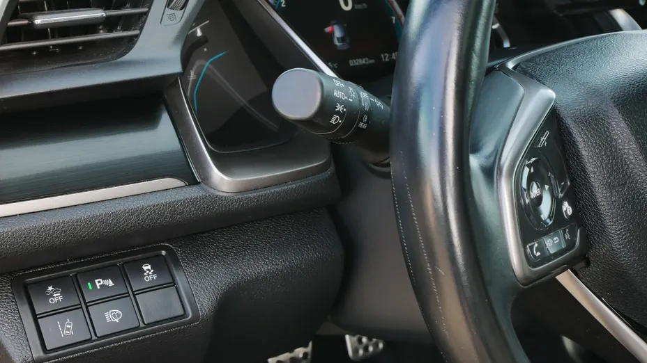 HONDA Civic -