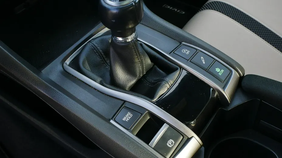 HONDA Civic -