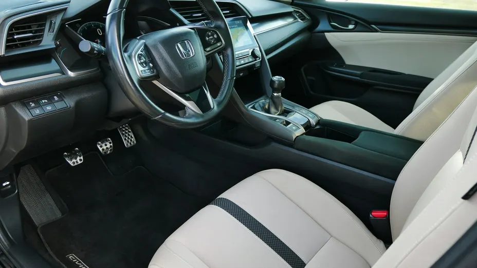 HONDA Civic -