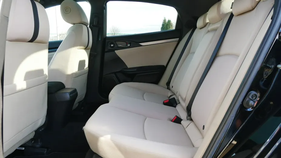 HONDA Civic -