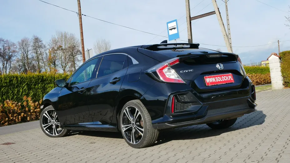 HONDA Civic -