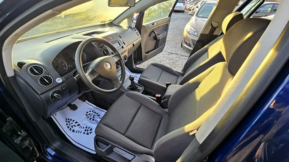 VOLKSWAGEN Golf Plus -