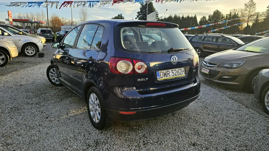 VOLKSWAGEN Golf Plus -