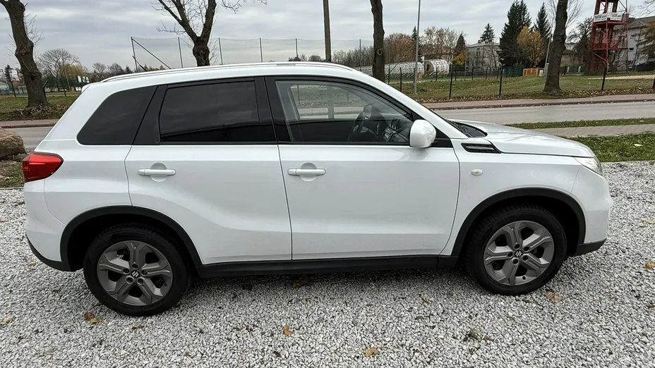 SUZUKI Vitara -
