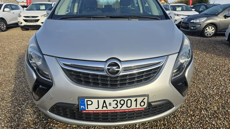 OPEL Zafira -