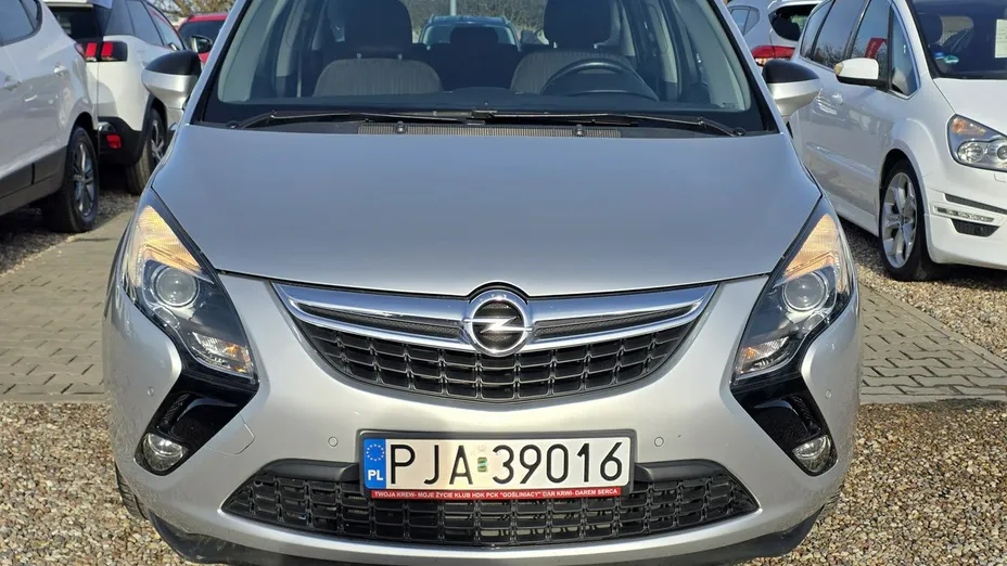 OPEL Zafira -
