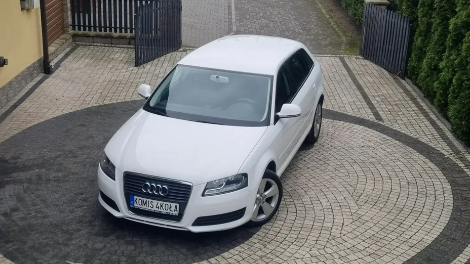 AUDI A3 -