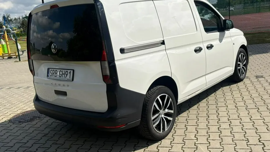VOLKSWAGEN Caddy -