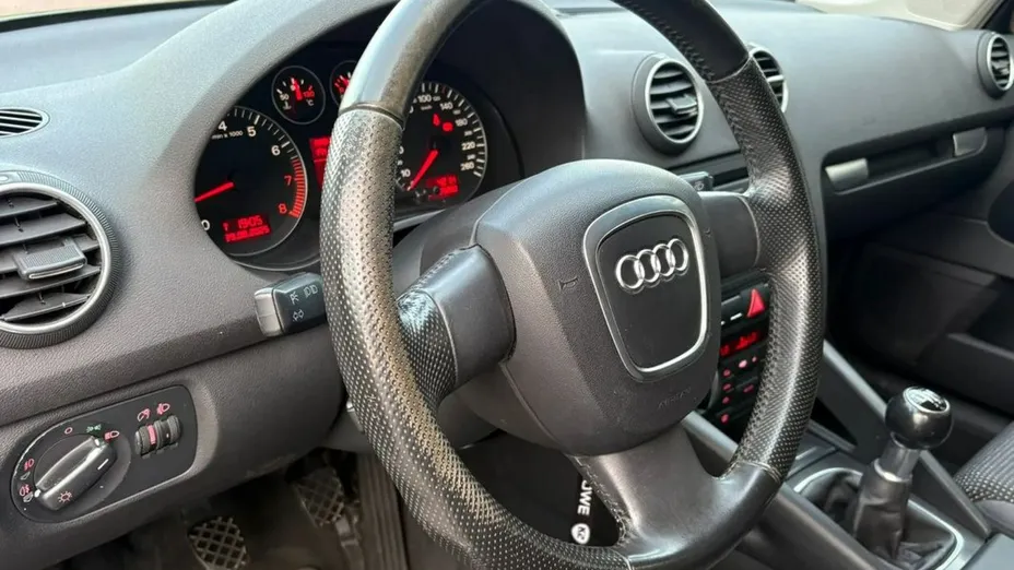 AUDI A3 -