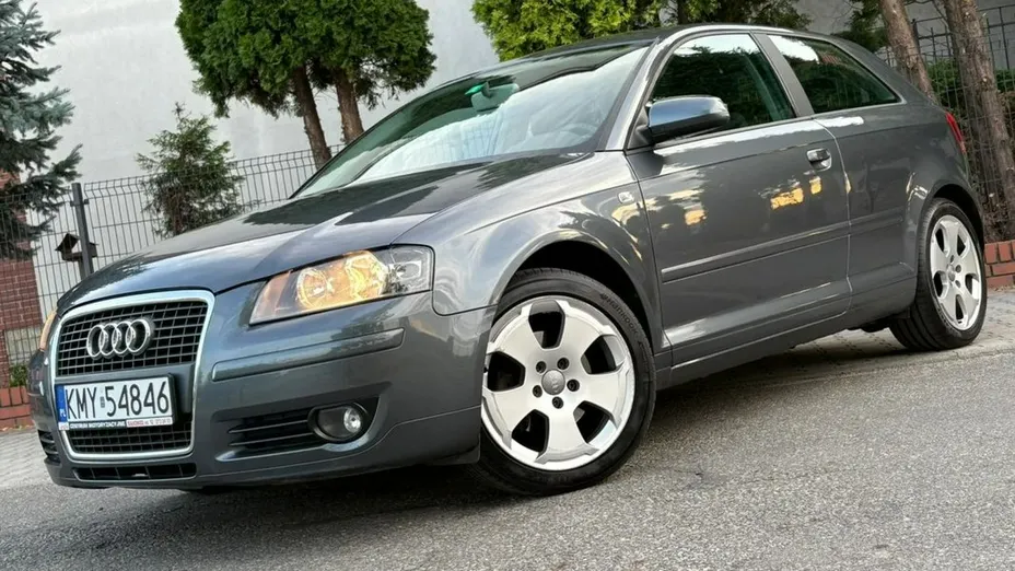 AUDI A3 -