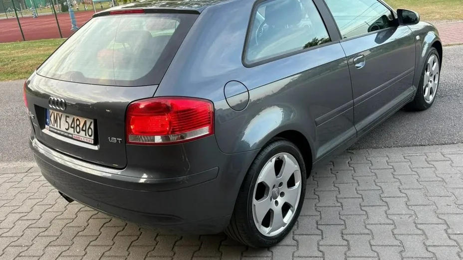 AUDI A3 -