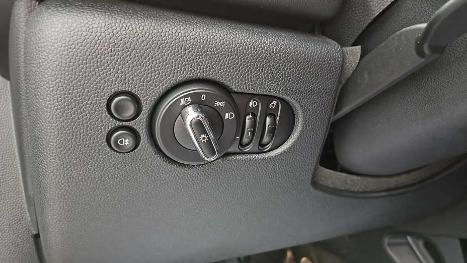 MINI Cooper -