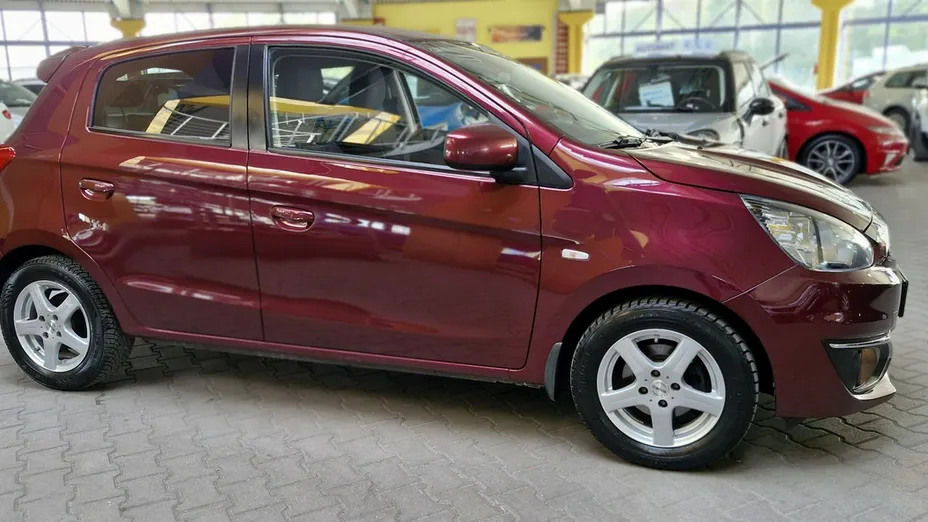MITSUBISHI Space Star -