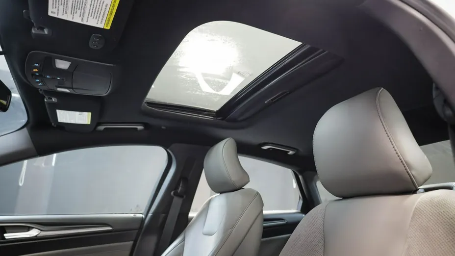 FORD Fusion -