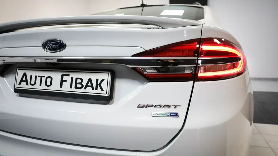 FORD Fusion -