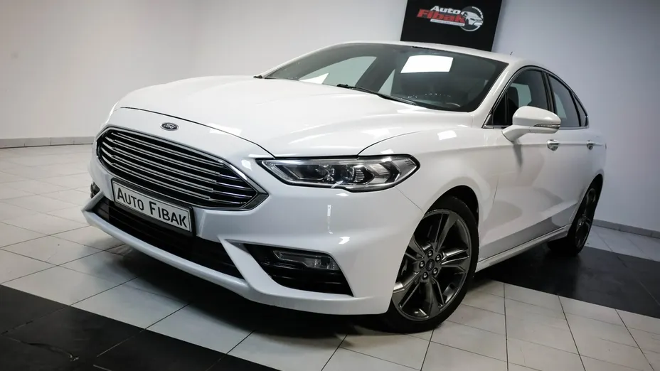 FORD Fusion -