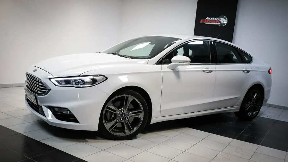 FORD Fusion -