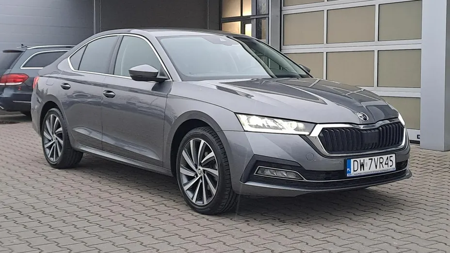 SKODA Octavia -