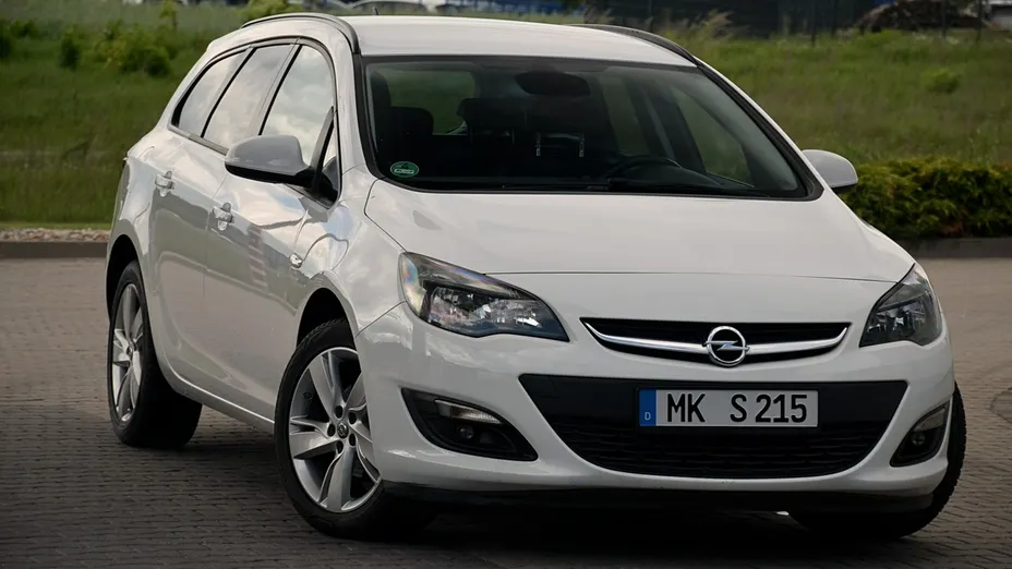 OPEL Astra -