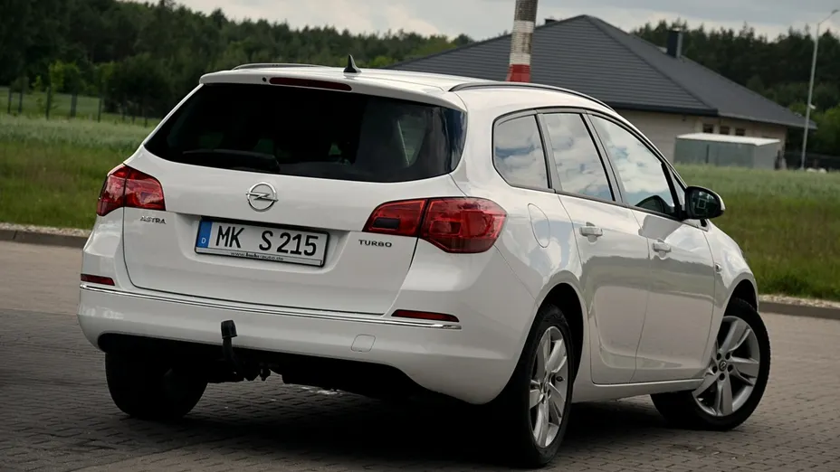 OPEL Astra -