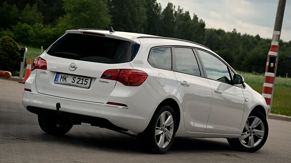 OPEL Astra -