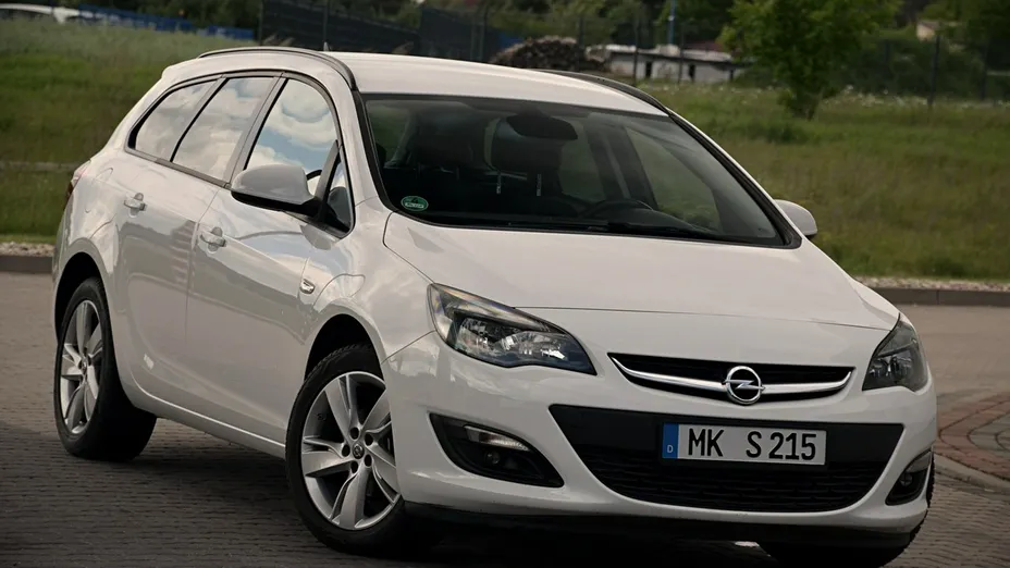 OPEL Astra -